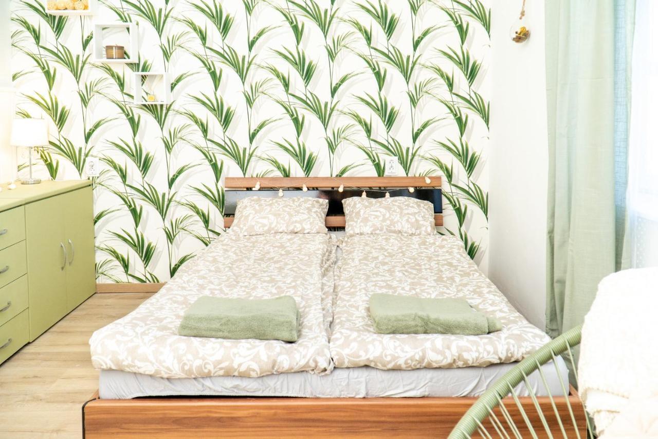 Budai Zoldovezet Kozpont, Apartmanhaz, Rendezvenykozpont Es Etterem Apartment Budapest
