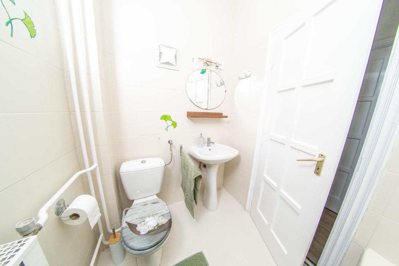 Apartment Budai Zoldovezet Kozpont, Apartmanhaz, Rendezvenykozpont Es Etterem Budapest
